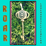 “ROAR” set golden miracle key pendant and golden crown ring